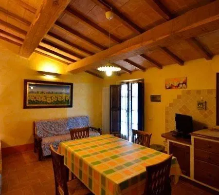 Fattoria La Pieve Alloggio per agriturismo *