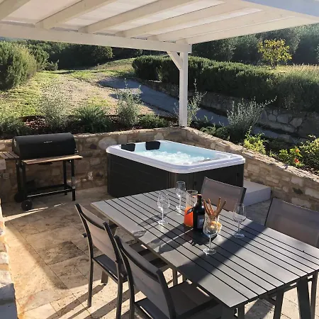 Fattoria La Pieve Alloggio per agriturismo *